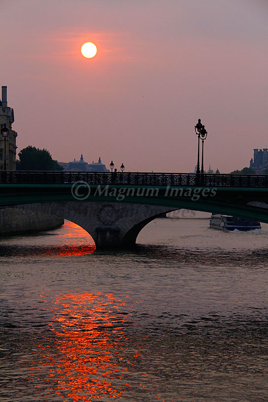 Paris Pont au Change Bridge 2